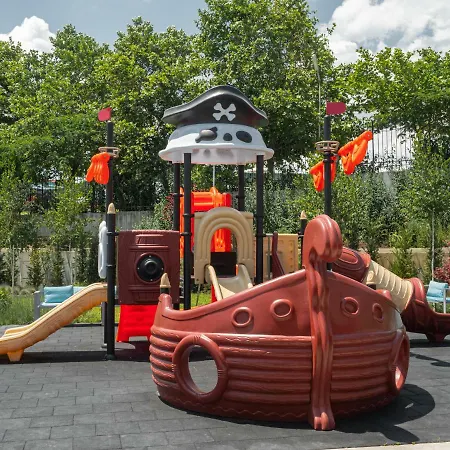 Aqua Paradise & Aqua Park 4* نيسيبار